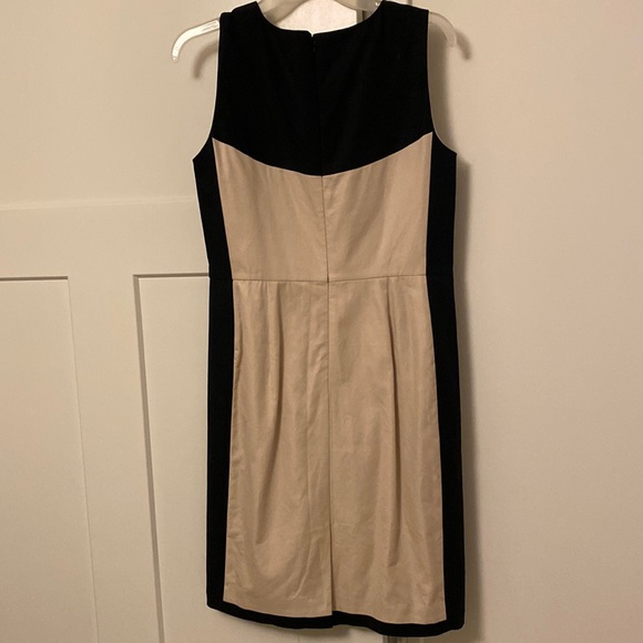 Ann Taylor sleeveless dress - Picture 2 of 7